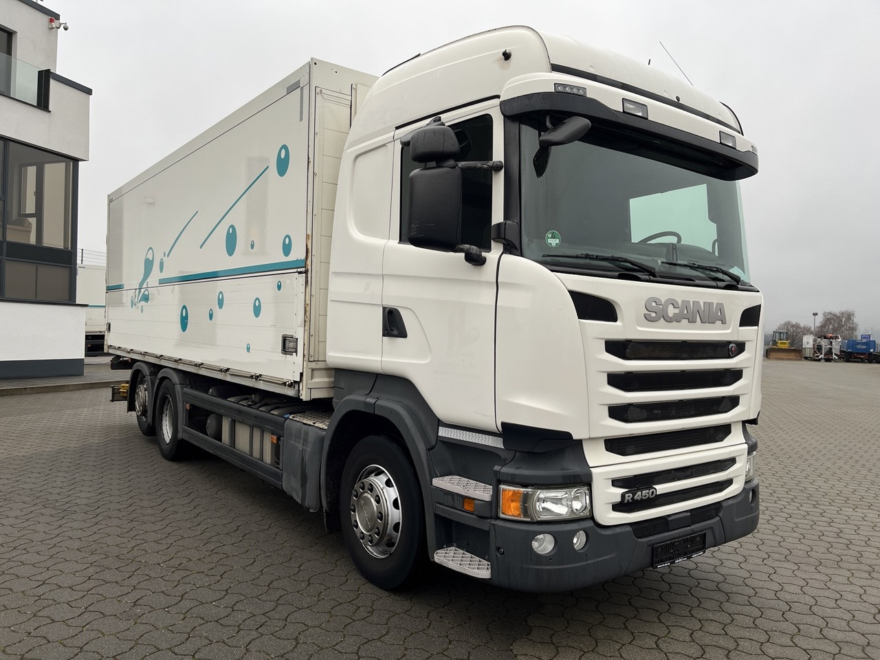 Scania R 450 6x2 Geränke Lenkachse Retarder - نقل الشراب شاحنة: صور 2 Scania R 450 6x2 Geränke Lenkachse Retarder - نقل الشراب شاحنة: صور 2