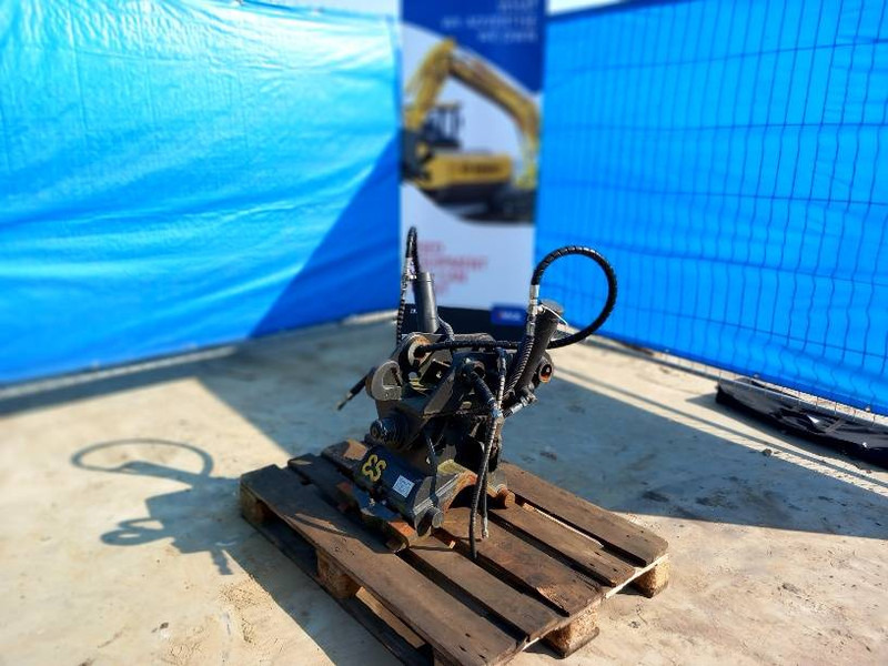 Komatsu PC88MR-8 Tilt Eurosteel - مُلحق الحفار الدوار: صور 1 Komatsu PC88MR-8 Tilt Eurosteel - مُلحق الحفار الدوار: صور 1