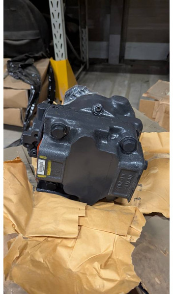 Komatsu WA380-6 or WA430-6 hydraulic pump 708-1W-41570 - علم السوائل المتحركة - آلات البناء: صور 3 Komatsu WA380-6 or WA430-6 hydraulic pump 708-1W-41570 - علم السوائل المتحركة - آلات البناء: صور 3