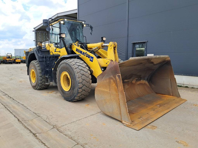 Komatsu WA480-8 - اللودر بعجل: صور 1 Komatsu WA480-8 - اللودر بعجل: صور 1