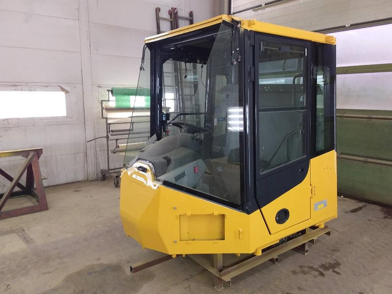 Komatsu WA500-7 Cabine - الكابينة والداخلية - آلات البناء: صور 2 Komatsu WA500-7 Cabine - الكابينة والداخلية - آلات البناء: صور 2