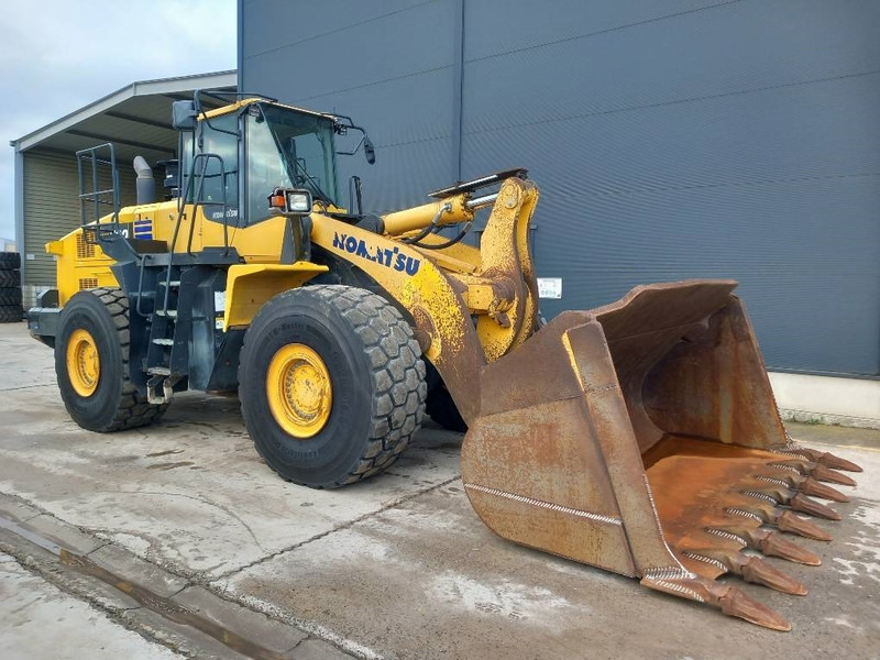 Komatsu WA500-7 - اللودر بعجل: صور 1 Komatsu WA500-7 - اللودر بعجل: صور 1