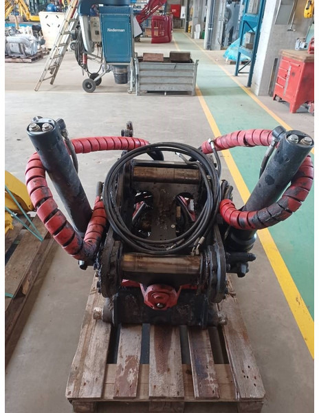 ROTOTILT R4 - مُلحق الحفار الدوار: صور 4 ROTOTILT R4 - مُلحق الحفار الدوار: صور 4