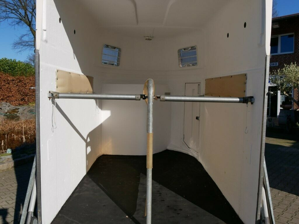 Böckmann Big Master Boden NEU - عربة نقل خيل: صور 4 Böckmann Big Master Boden NEU - عربة نقل خيل: صور 4