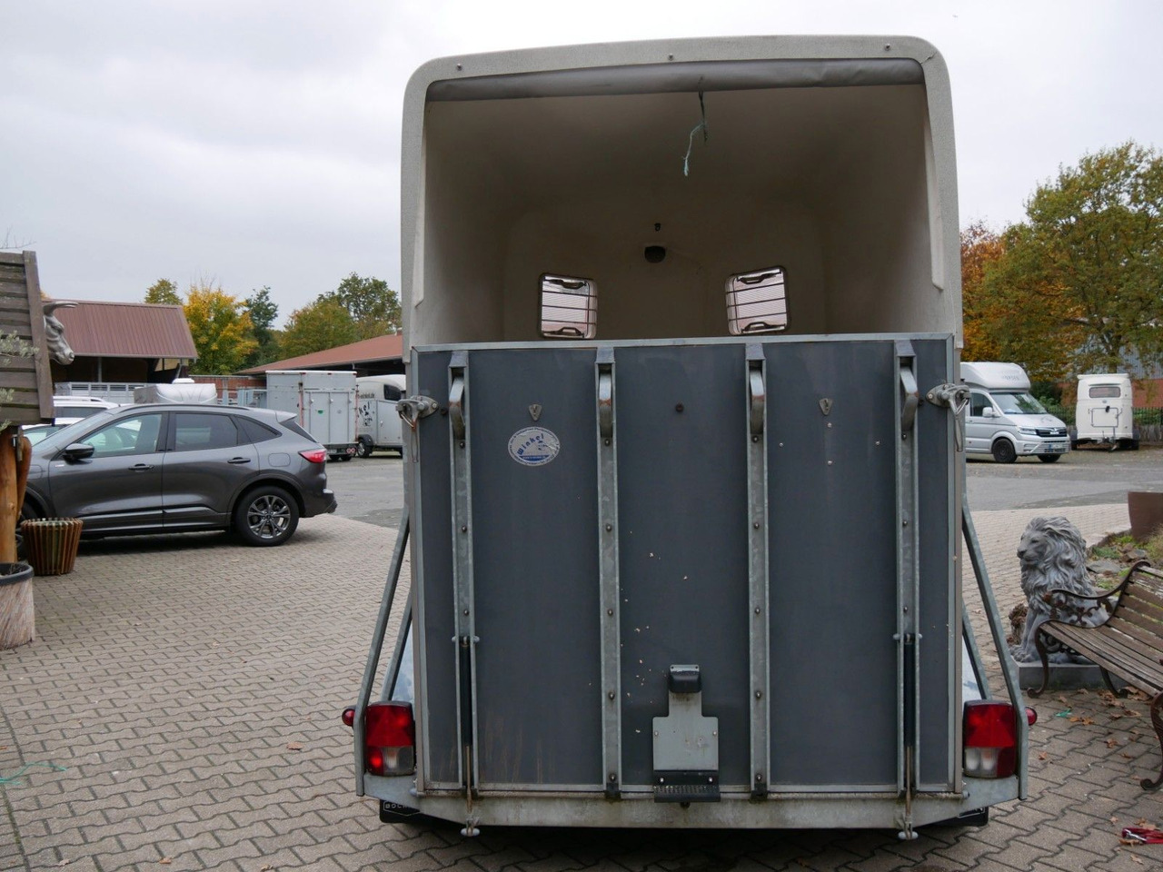 Böckmann Duo Esprit mit Sattelkammer - شاحنة نقل المواشي مقطورة: صور 3 Böckmann Duo Esprit mit Sattelkammer - شاحنة نقل المواشي مقطورة: صور 3