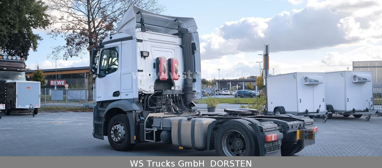 Mercedes-Benz Antos 1840 OM470 4x2 SZM - شاحنة جرار: صور 5 Mercedes-Benz Antos 1840 OM470 4x2 SZM - شاحنة جرار: صور 5