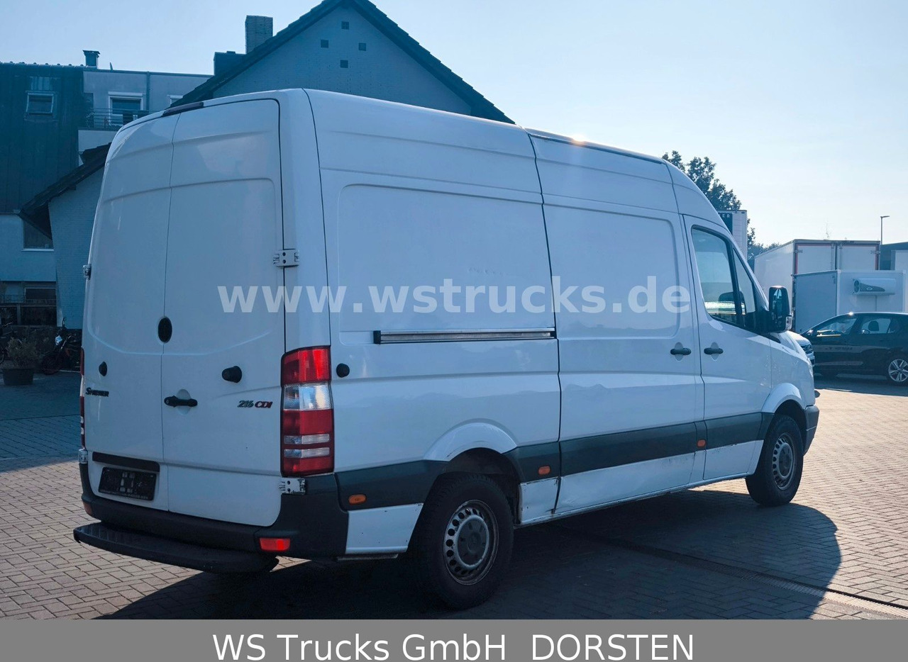 Mercedes-Benz Sprinter II Kasten 216 CDI Hoch/Lang - الشاحنات الصغيرة: صور 3 Mercedes-Benz Sprinter II Kasten 216 CDI Hoch/Lang - الشاحنات الصغيرة: صور 3