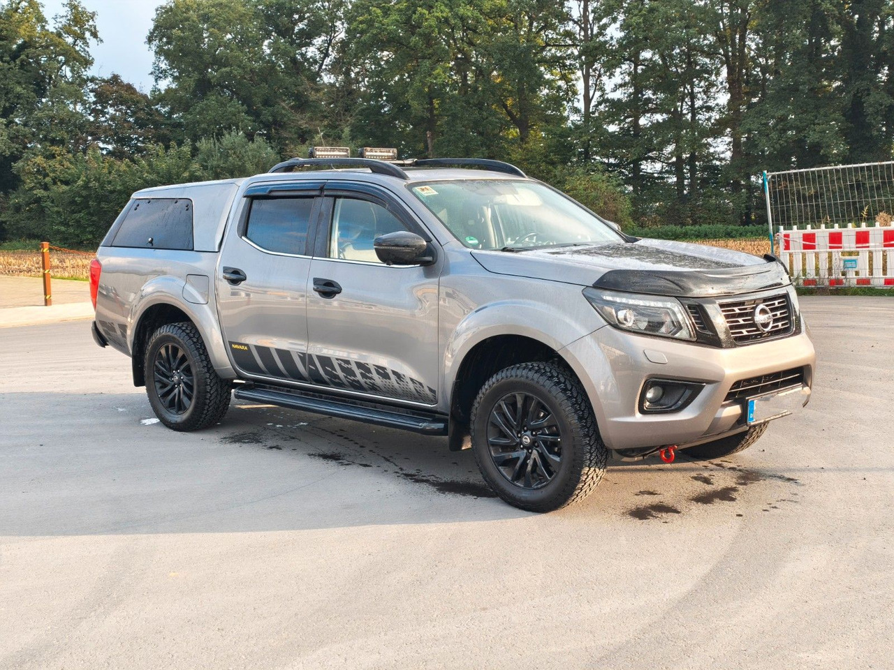 Nissan Navara NP300 N-Guard Double Cab 4x4 - سيارة دفع رباعي: صور 3 Nissan Navara NP300 N-Guard Double Cab 4x4 - سيارة دفع رباعي: صور 3