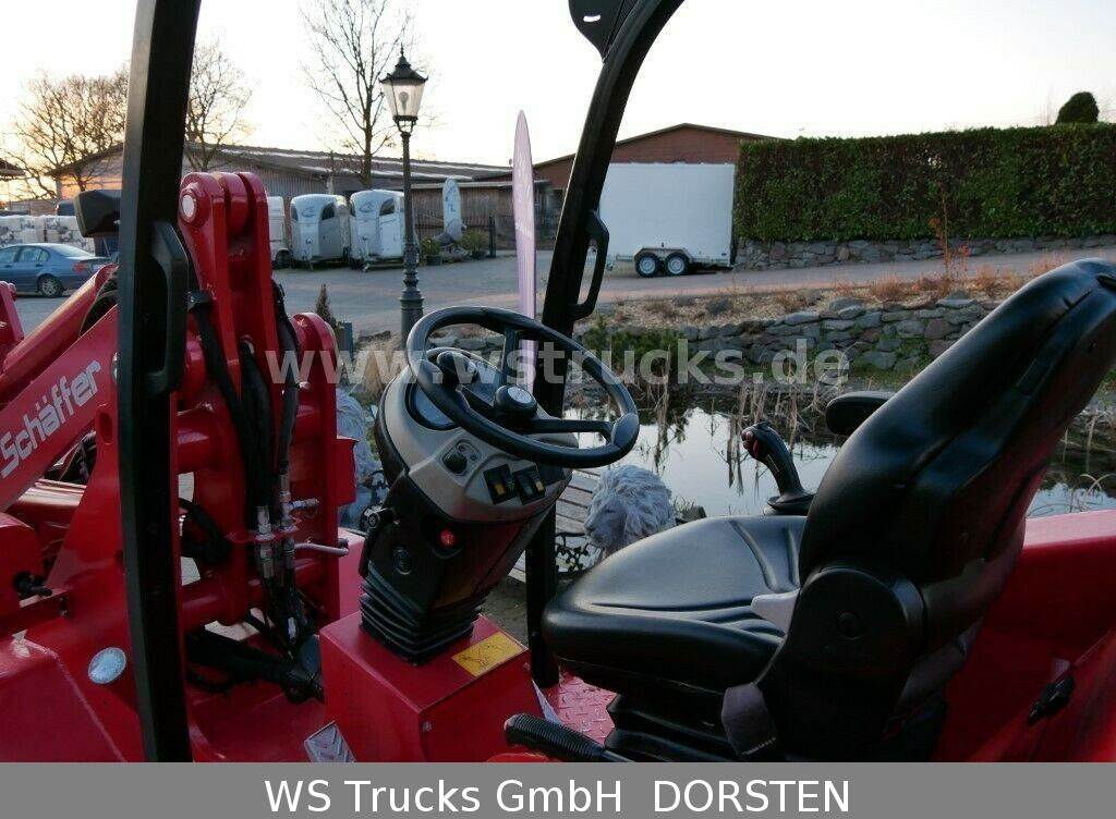Schäffer 4260 Neuwertig Typ L-H - اللودر بعجل: صور 3 Schäffer 4260 Neuwertig Typ L-H - اللودر بعجل: صور 3