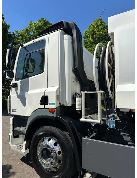DAF CF 85 460 Tankwagen A3 Diesel Heizöl Intarder - شاحنة صهريج: صور 3 DAF CF 85 460 Tankwagen A3 Diesel Heizöl Intarder - شاحنة صهريج: صور 3