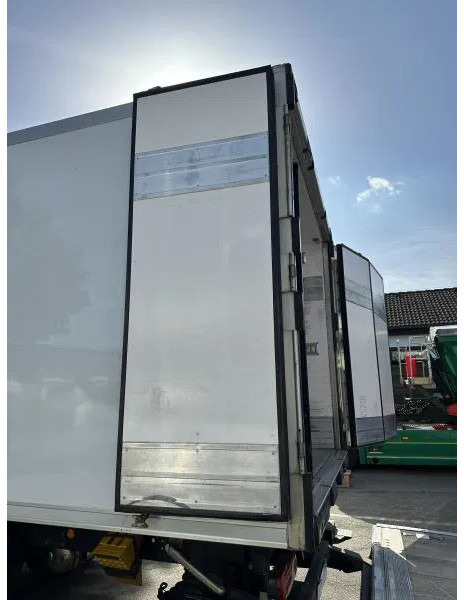 مبردة شاحنة Iveco EuroCargo 140 140-250 Tiefkühl Multitemp: صور 11