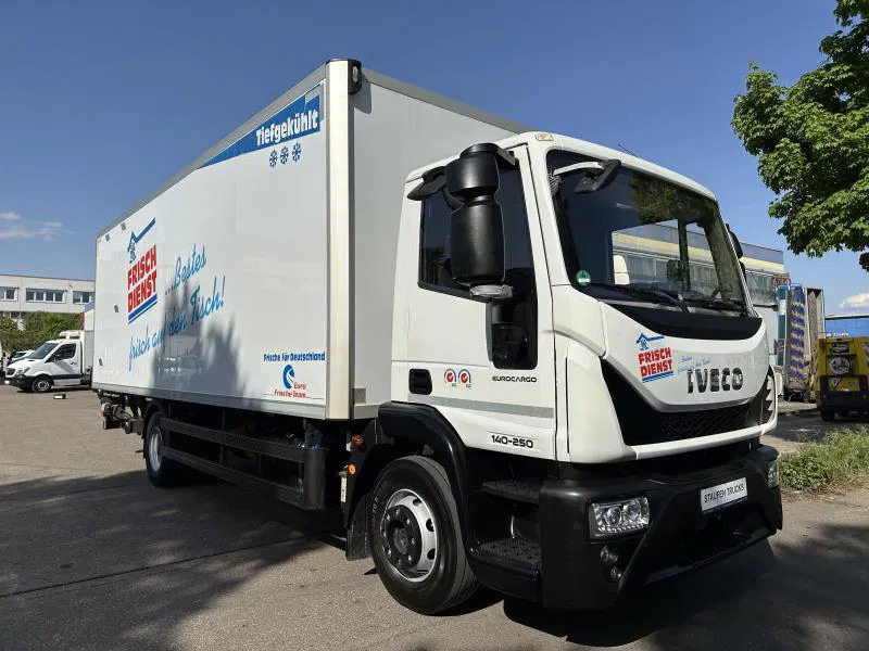مبردة شاحنة Iveco EuroCargo 140 140-250 Tiefkühl Multitemp: صور 15