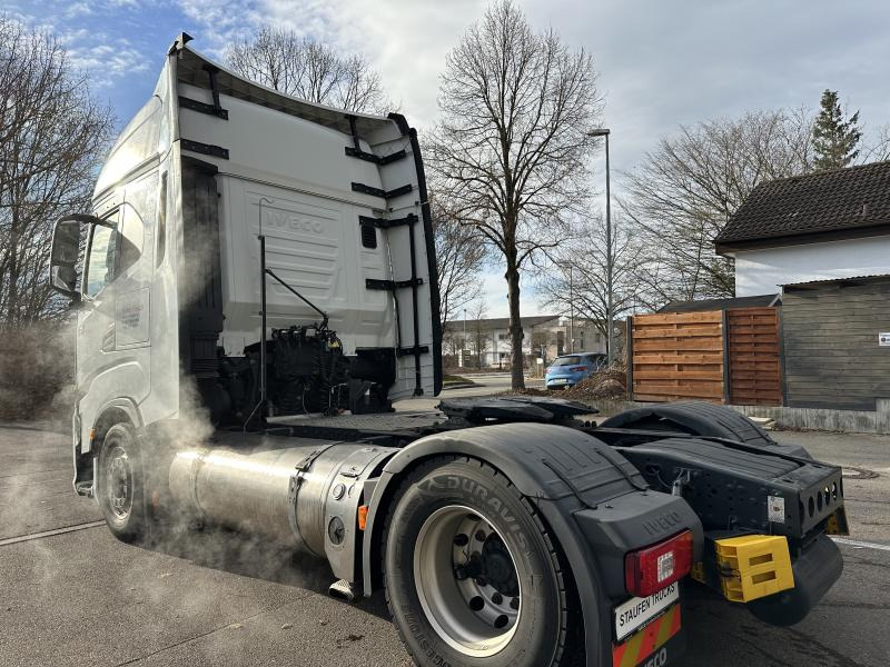 Iveco Stralis S-Way*460*LNG*Retarder*2 Tanks - شاحنة جرار: صور 4 Iveco Stralis S-Way*460*LNG*Retarder*2 Tanks - شاحنة جرار: صور 4