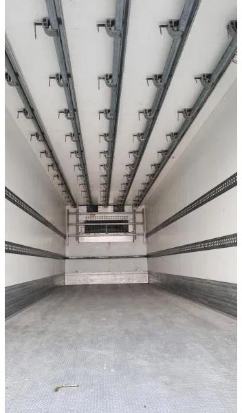 مبردة شاحنة Scania P360 4X2 Fleisch Rohrbahnen Carrier Vector 1550: صور 12 مبردة شاحنة Scania P360 4X2 Fleisch Rohrbahnen Carrier Vector 1550: صور 12