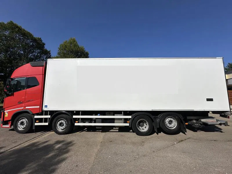 Volvo FH 16 550XL*8x2*Tief Kühlkoffer*ThermoKing*LBW - مبردة شاحنة: صور 2 Volvo FH 16 550XL*8x2*Tief Kühlkoffer*ThermoKing*LBW - مبردة شاحنة: صور 2
