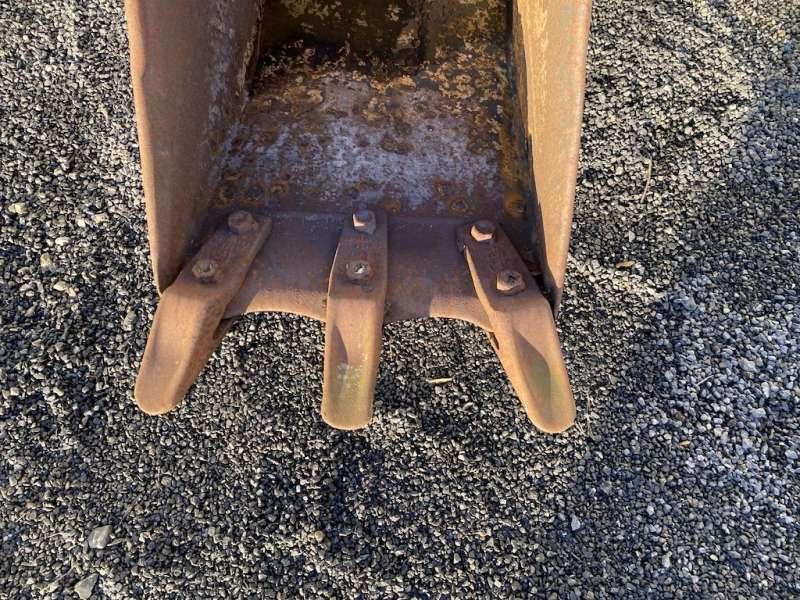 CATERPILLAR 420mm - بكت حفار - آلات البناء: صور 2 CATERPILLAR 420mm - بكت حفار - آلات البناء: صور 2
