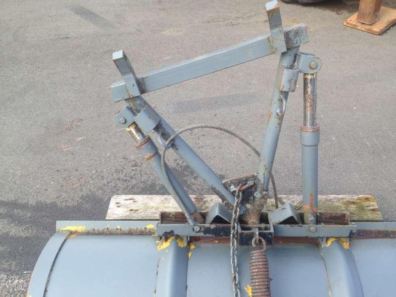 LAME NEIGE POUR PICK UP - كاسحة ثلوج: صور 3 LAME NEIGE POUR PICK UP - كاسحة ثلوج: صور 3