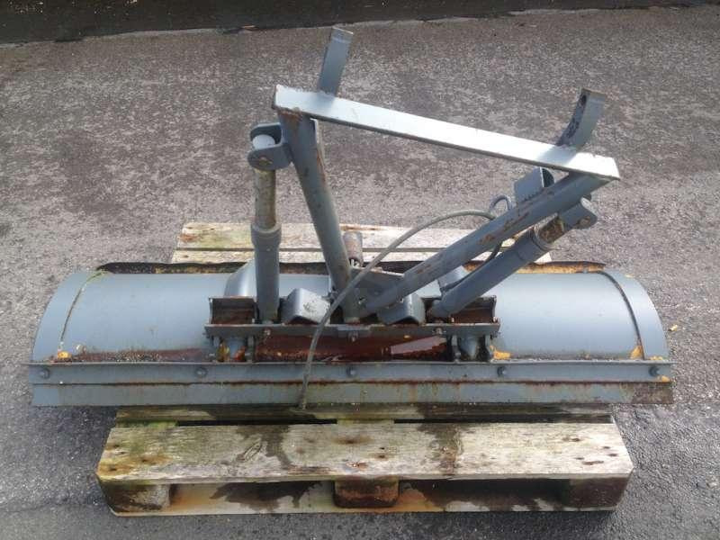 LAME NEIGE POUR PICK UP - كاسحة ثلوج: صور 4 LAME NEIGE POUR PICK UP - كاسحة ثلوج: صور 4