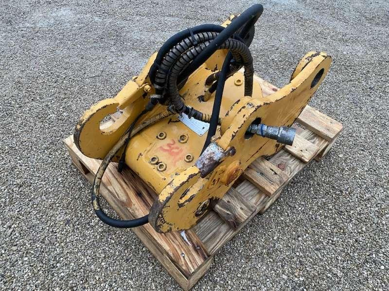 LIEBHERR SW33 - origine Liebherr 308 - وصلة الربط للمعدات المعلقة - آلات البناء: صور 3 LIEBHERR SW33 - origine Liebherr 308 - وصلة الربط للمعدات المعلقة - آلات البناء: صور 3