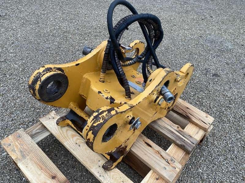 LIEBHERR SW33 - origine Liebherr 308 - وصلة الربط للمعدات المعلقة - آلات البناء: صور 5 LIEBHERR SW33 - origine Liebherr 308 - وصلة الربط للمعدات المعلقة - آلات البناء: صور 5