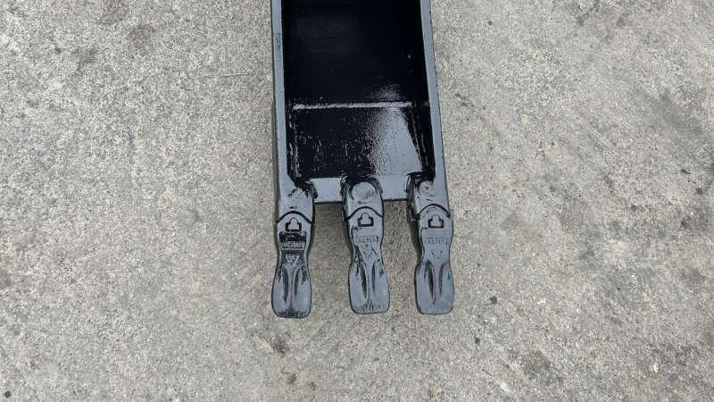 MORIN M3 - Type Banane - 270mm - بكت حفار - آلات البناء: صور 2 MORIN M3 - Type Banane - 270mm - بكت حفار - آلات البناء: صور 2