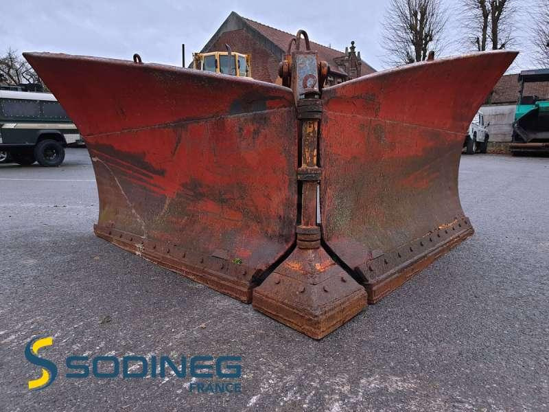 SICO METAL Lame à neige PAPILLON - كاسحة ثلوج: صور 1 SICO METAL Lame à neige PAPILLON - كاسحة ثلوج: صور 1