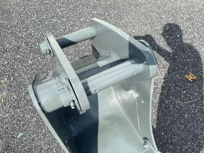 VOLVO BL71 - 450mm - بكت حفار - آلات البناء: صور 4 VOLVO BL71 - 450mm - بكت حفار - آلات البناء: صور 4