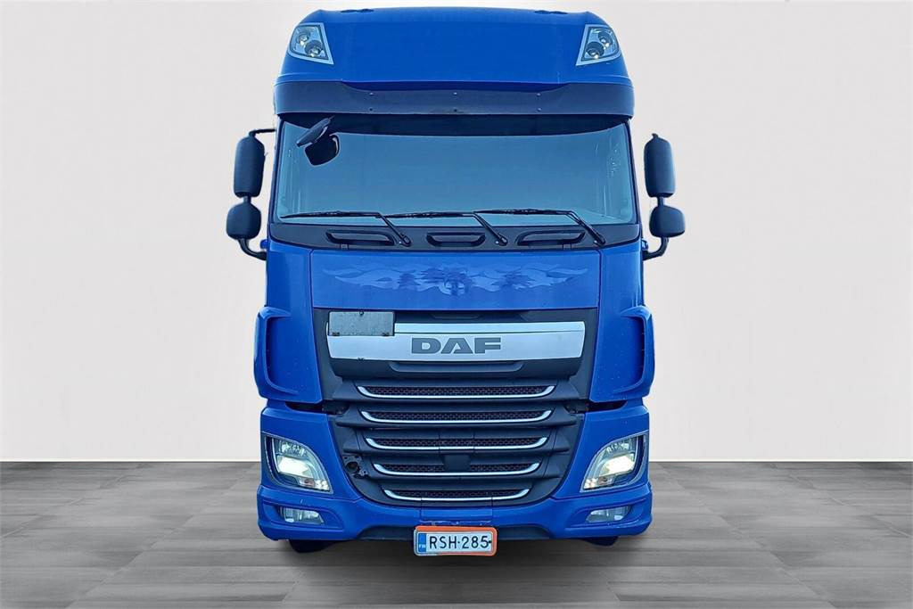 DAF XF 510 - شاحنة جرار: صور 2 DAF XF 510 - شاحنة جرار: صور 2