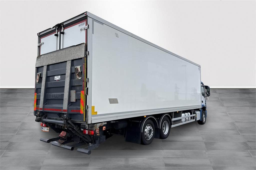 Mercedes-Benz 2546 6x2 L - بصندوق مغلق شاحنة: صور 5 Mercedes-Benz 2546 6x2 L - بصندوق مغلق شاحنة: صور 5