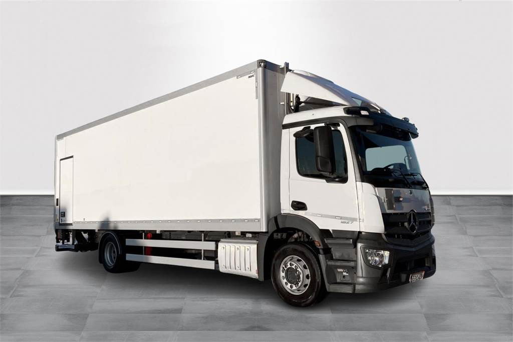 Mercedes-Benz ACTROS 1827 5 KSA - بصندوق مغلق شاحنة: صور 3 Mercedes-Benz ACTROS 1827 5 KSA - بصندوق مغلق شاحنة: صور 3
