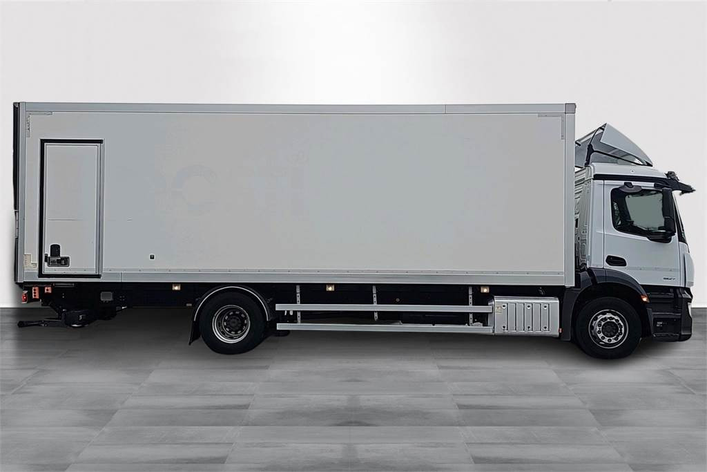 Mercedes-Benz ACTROS 5 SM 1827 L KSA - بصندوق مغلق شاحنة: صور 4 Mercedes-Benz ACTROS 5 SM 1827 L KSA - بصندوق مغلق شاحنة: صور 4