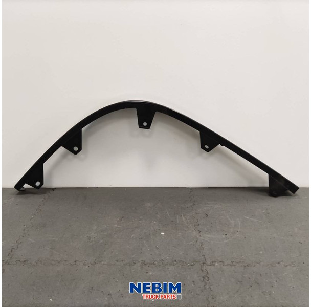 Volvo Volvo - 21495268 - Bumperspoiler FH4/5 / FM4/5 rechts - قطع الغيار: صور 2 Volvo Volvo - 21495268 - Bumperspoiler FH4/5 / FM4/5 rechts - قطع الغيار: صور 2