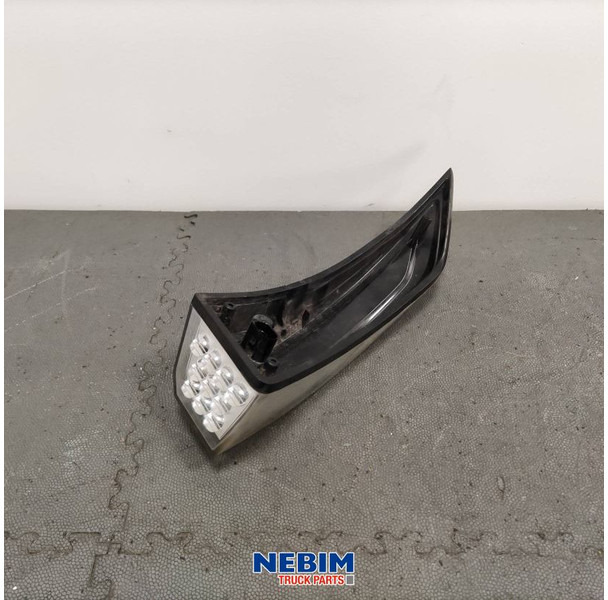 Volvo Volvo - 82151205 - Knipperlicht FH4 rechts - قطع الغيار: صور 2 Volvo Volvo - 82151205 - Knipperlicht FH4 rechts - قطع الغيار: صور 2