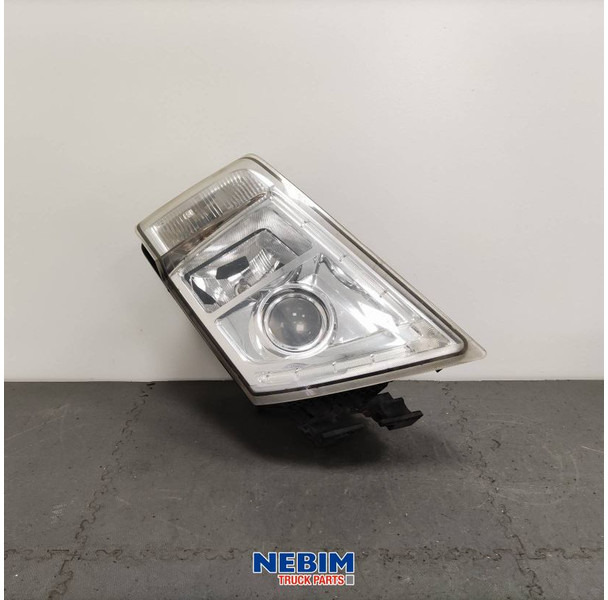 Volvo Volvo - 82304585 - Koplamp FH / FM rechts - قطع الغيار: صور 1 Volvo Volvo - 82304585 - Koplamp FH / FM rechts - قطع الغيار: صور 1