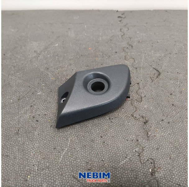 Volvo Volvo - 82412165 - Portierhandgreep links - قطع الغيار - شاحنة: صور 1 Volvo Volvo - 82412165 - Portierhandgreep links - قطع الغيار - شاحنة: صور 1