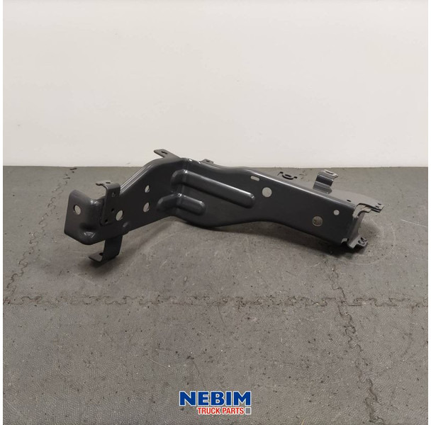 Volvo Volvo - 84058023 - Steun koplamp rechts - قطع الغيار: صور 1 Volvo Volvo - 84058023 - Steun koplamp rechts - قطع الغيار: صور 1