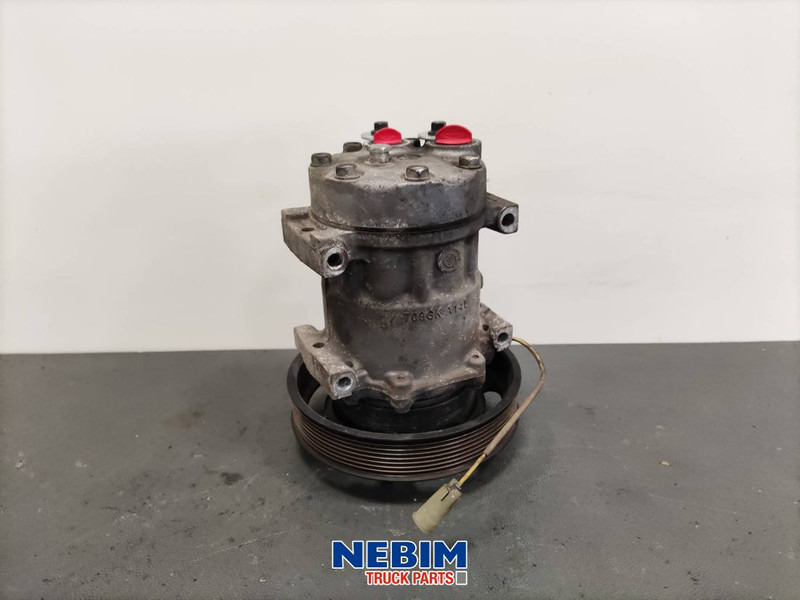 Volvo Volvo - 84094705 - Airco compressor FH4 - قطع الغيار - شاحنة: صور 2 Volvo Volvo - 84094705 - Airco compressor FH4 - قطع الغيار - شاحنة: صور 2