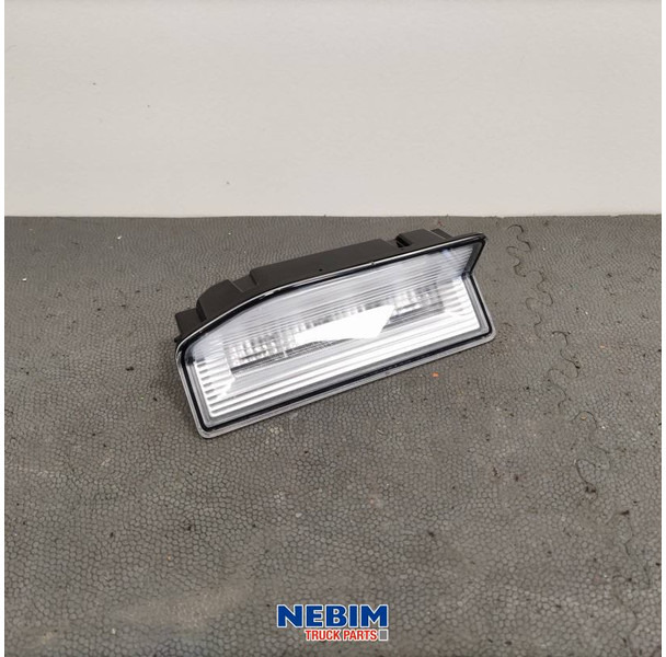 Volvo Volvo - 84810911 - Binnenlicht rechts R/W - قطع الغيار - شاحنة: صور 1 Volvo Volvo - 84810911 - Binnenlicht rechts R/W - قطع الغيار - شاحنة: صور 1