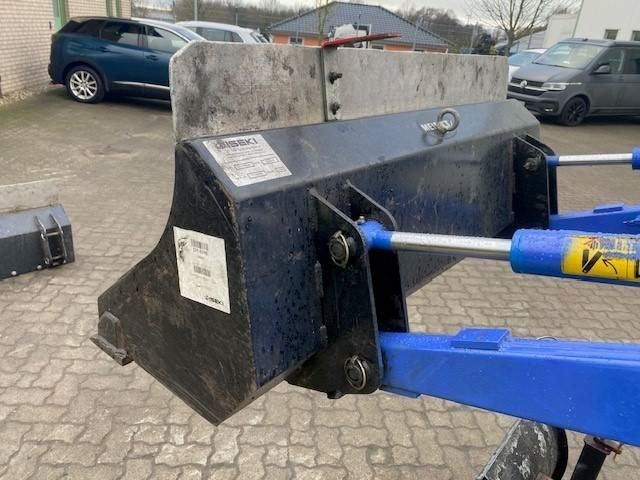 Iseki TM 3267 AHL K (12005269) إيجار Iseki TM 3267 AHL K (12005269): صور 10 Iseki TM 3267 AHL K (12005269) إيجار Iseki TM 3267 AHL K (12005269): صور 10