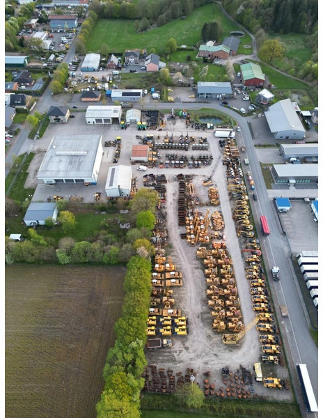 Komatsu WA 470-6 - اللودر بعجل: صور 2 Komatsu WA 470-6 - اللودر بعجل: صور 2