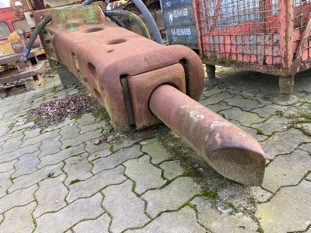 MONTABERT BRV 43 - مطرقة هيدروليكية - آلات البناء: صور 2 MONTABERT BRV 43 - مطرقة هيدروليكية - آلات البناء: صور 2