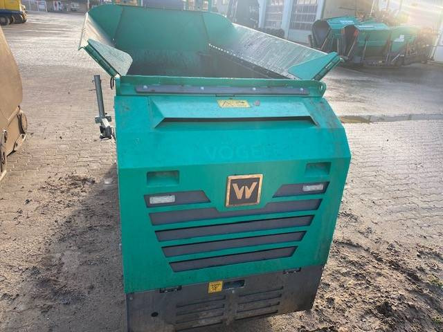Vögele Mini 500 MIETE / RENTAL (12002111) - العامل بالقار: صور 2 Vögele Mini 500 MIETE / RENTAL (12002111) - العامل بالقار: صور 2