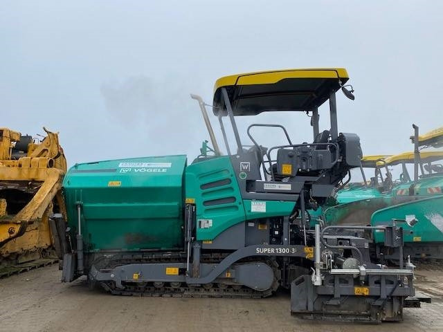 Vögele S 1300-3i MIETE / RENTAL (12001899) - العامل بالقار: صور 2 Vögele S 1300-3i MIETE / RENTAL (12001899) - العامل بالقار: صور 2