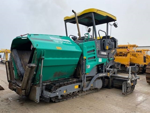 Vögele S 1300-3i MIETE / RENTAL (12001899) - العامل بالقار: صور 1 Vögele S 1300-3i MIETE / RENTAL (12001899) - العامل بالقار: صور 1