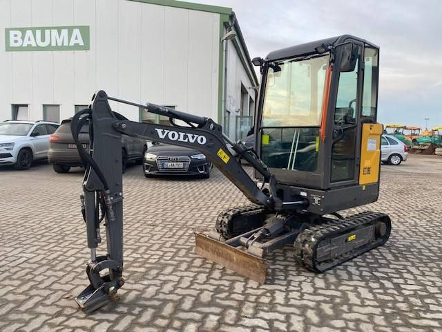 Volvo EC 18 E MIETE / RENTAL (12001517) - حفارة مصغرة: صور 1 Volvo EC 18 E MIETE / RENTAL (12001517) - حفارة مصغرة: صور 1