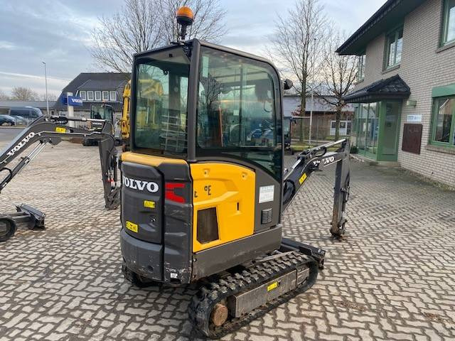 Volvo EC 18 E MIETE / RENTAL (12001517) - حفارة مصغرة: صور 4 Volvo EC 18 E MIETE / RENTAL (12001517) - حفارة مصغرة: صور 4