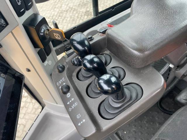 اللودر بعجل Volvo L 120 H A/C, BSS, ZSA, 3. Kr., SW (12005212): صور 17