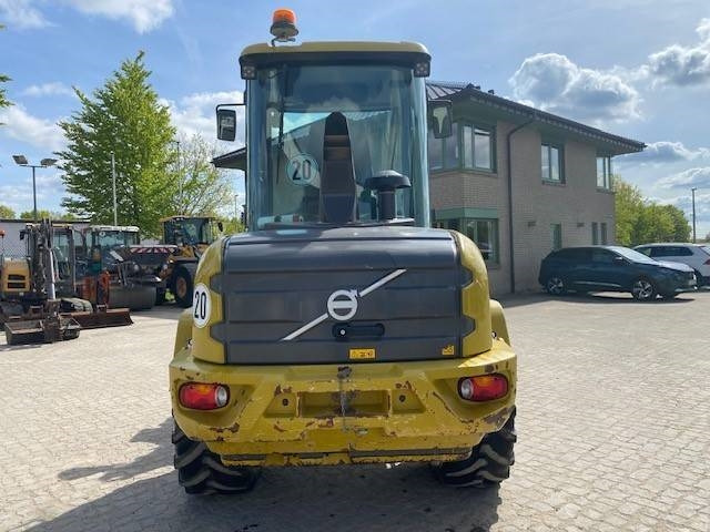 Volvo L 35 G MIETE / RENTAL (12002209) - اللودر بعجل: صور 3 Volvo L 35 G MIETE / RENTAL (12002209) - اللودر بعجل: صور 3