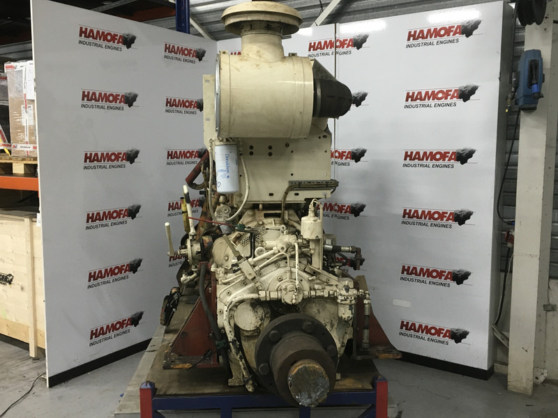 Cummins KT19M WITH GEAR USED - آلات البناء: صور 4 Cummins KT19M WITH GEAR USED - آلات البناء: صور 4