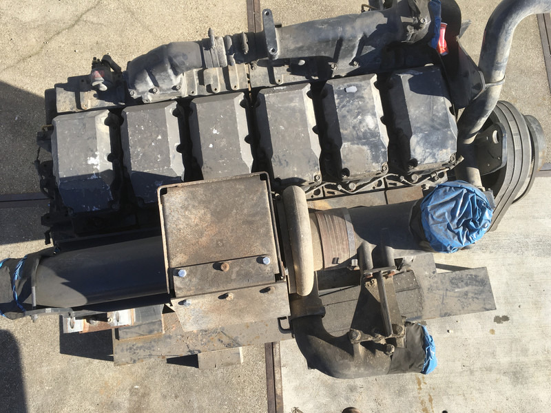 Komatsu SAA6D170E-3 FOR PARTS - آلات البناء: صور 5 Komatsu SAA6D170E-3 FOR PARTS - آلات البناء: صور 5